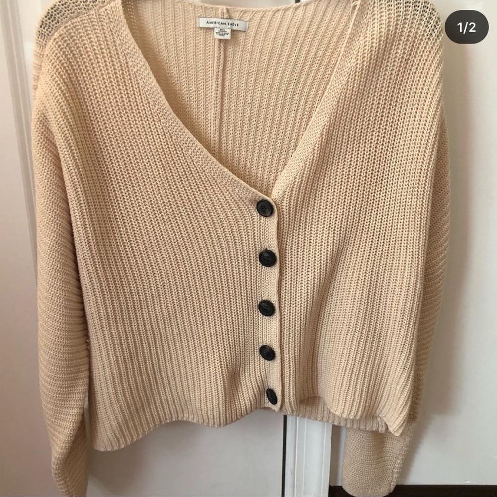 American Eagle Sweater